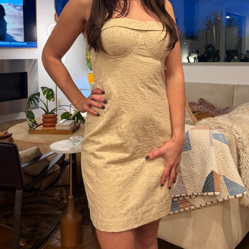 bebe Cream Strapless Dress